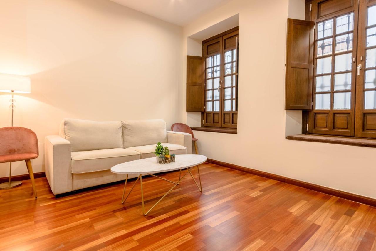 Pedro Nino Eleven Suites Sevilla Exterior foto
